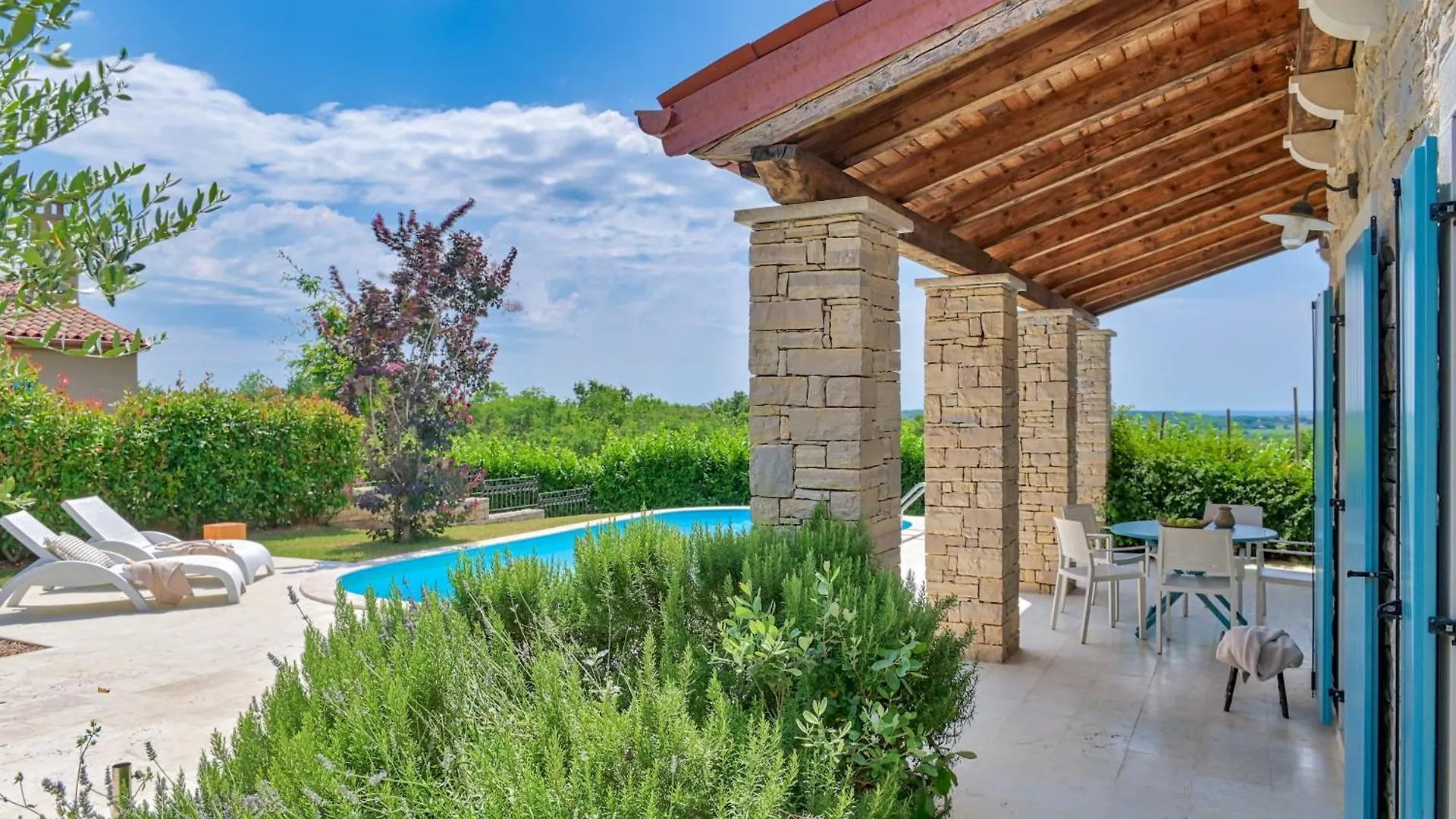 Villa Figlica For 6 People Near Umag With Private Pool, Jacuzzi & Sea View - Pet Friendly Vilanija 0*,  Chorwacja
